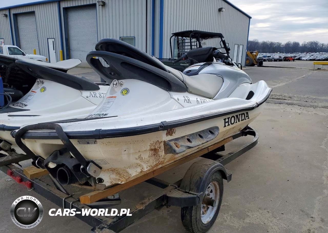 2004 Honda Aqua Trax VIN:HPSB1203E404 - 4