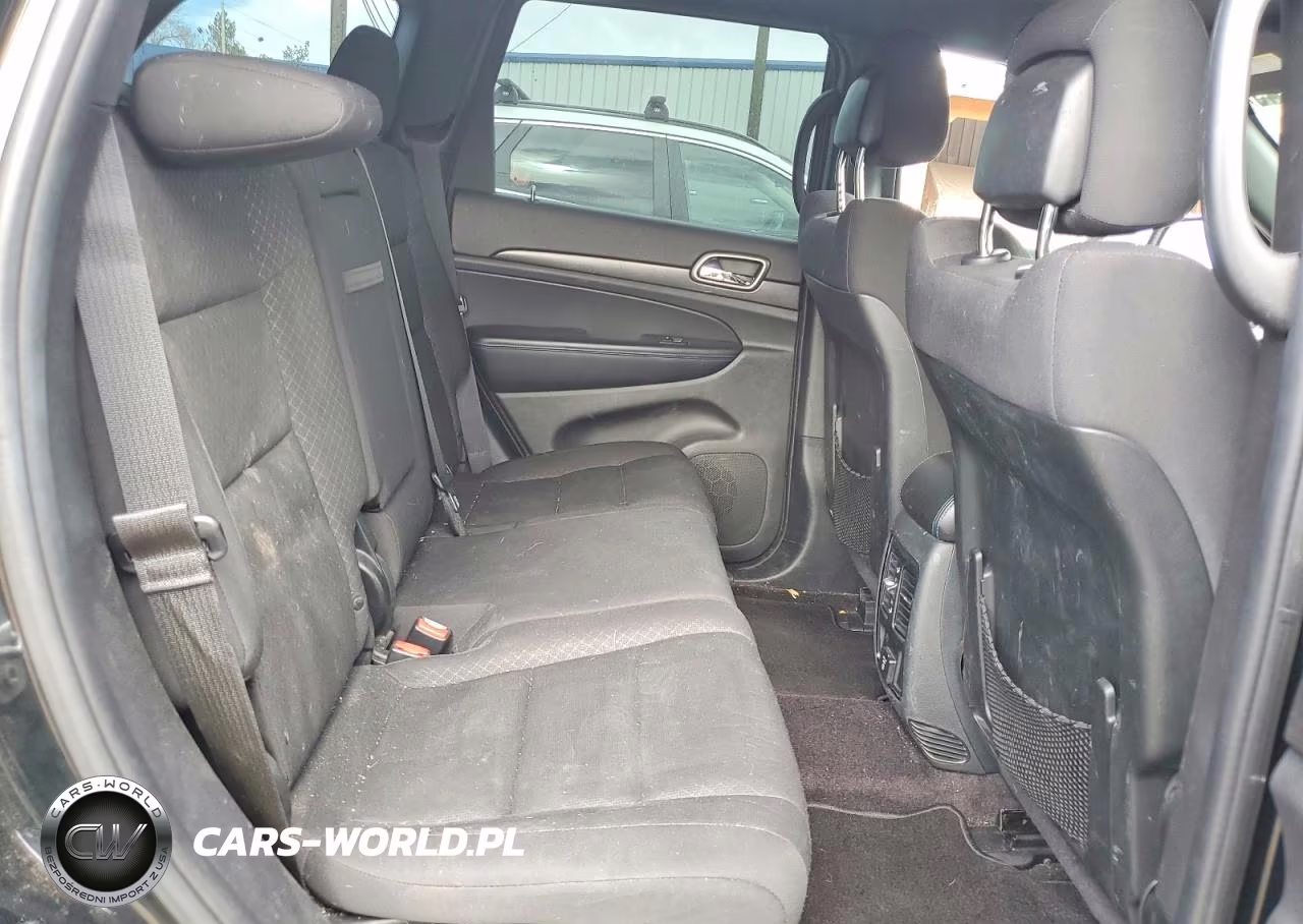 2018 Jeep Grand Cherokee Laredo VIN:1C4RJFAG8JC466441 - 11