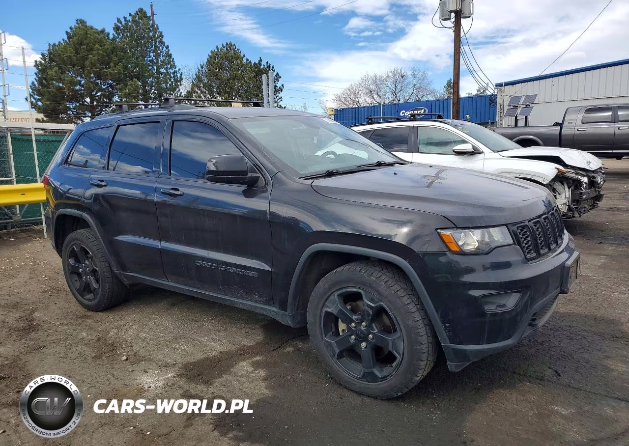 2018 Jeep Grand Cherokee Laredo VIN:1C4RJFAG8JC466441 - 4