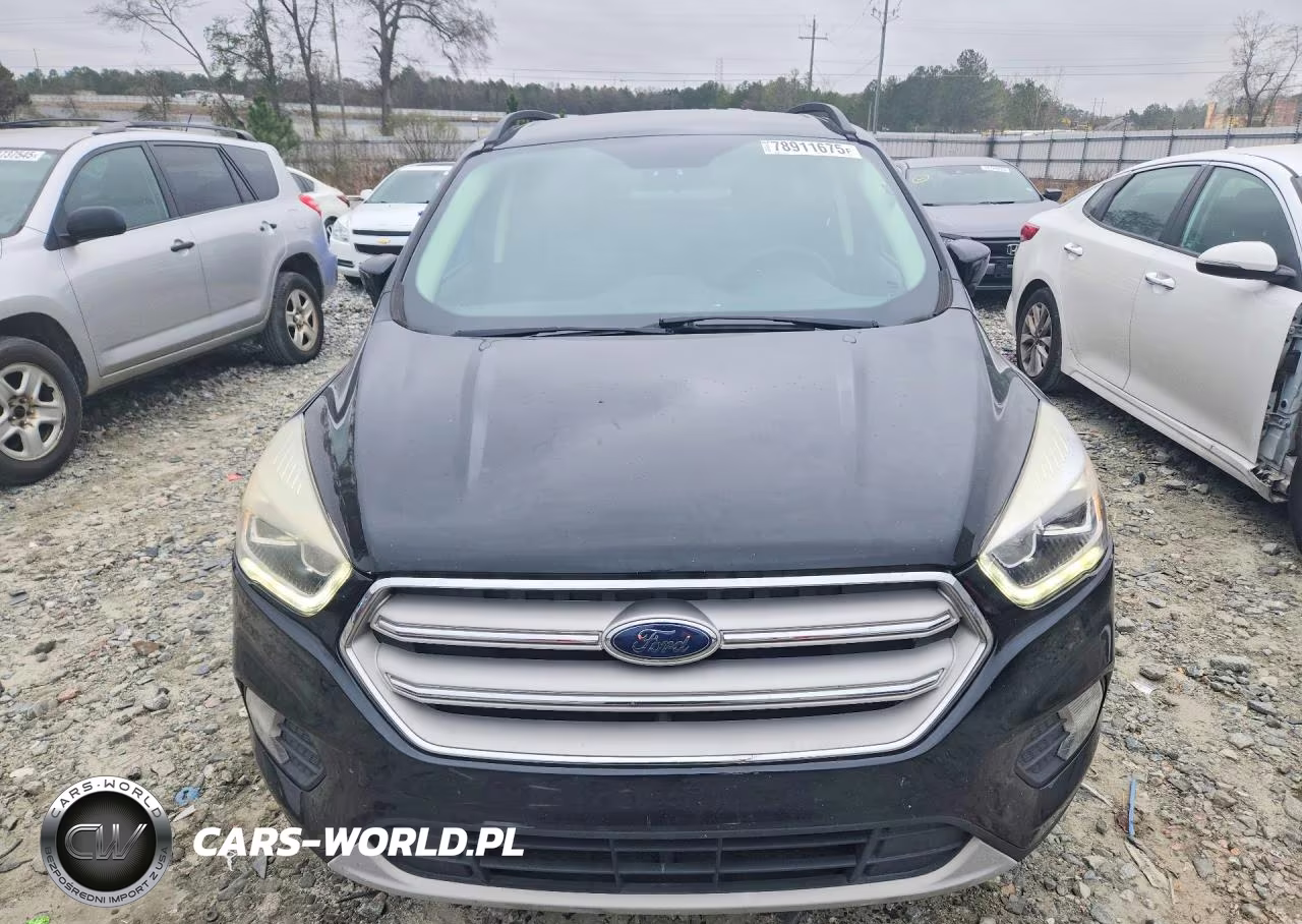 2017 Ford Escape Se VIN:1FMCU9GD4HUE00156 - 5