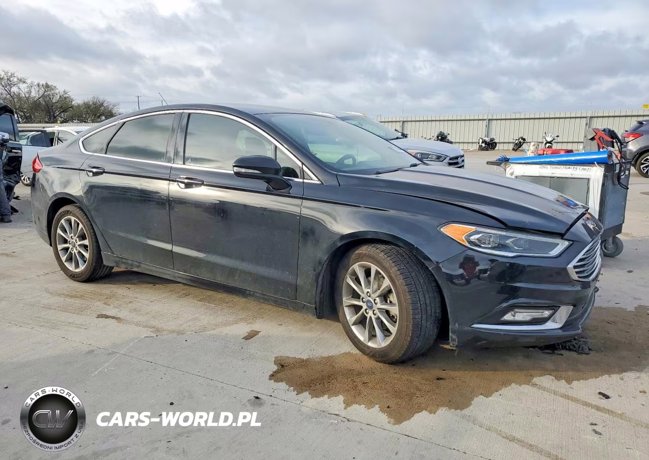 2017 Ford Fusion Se VIN:3FA6P0HD9HR395620 - 4