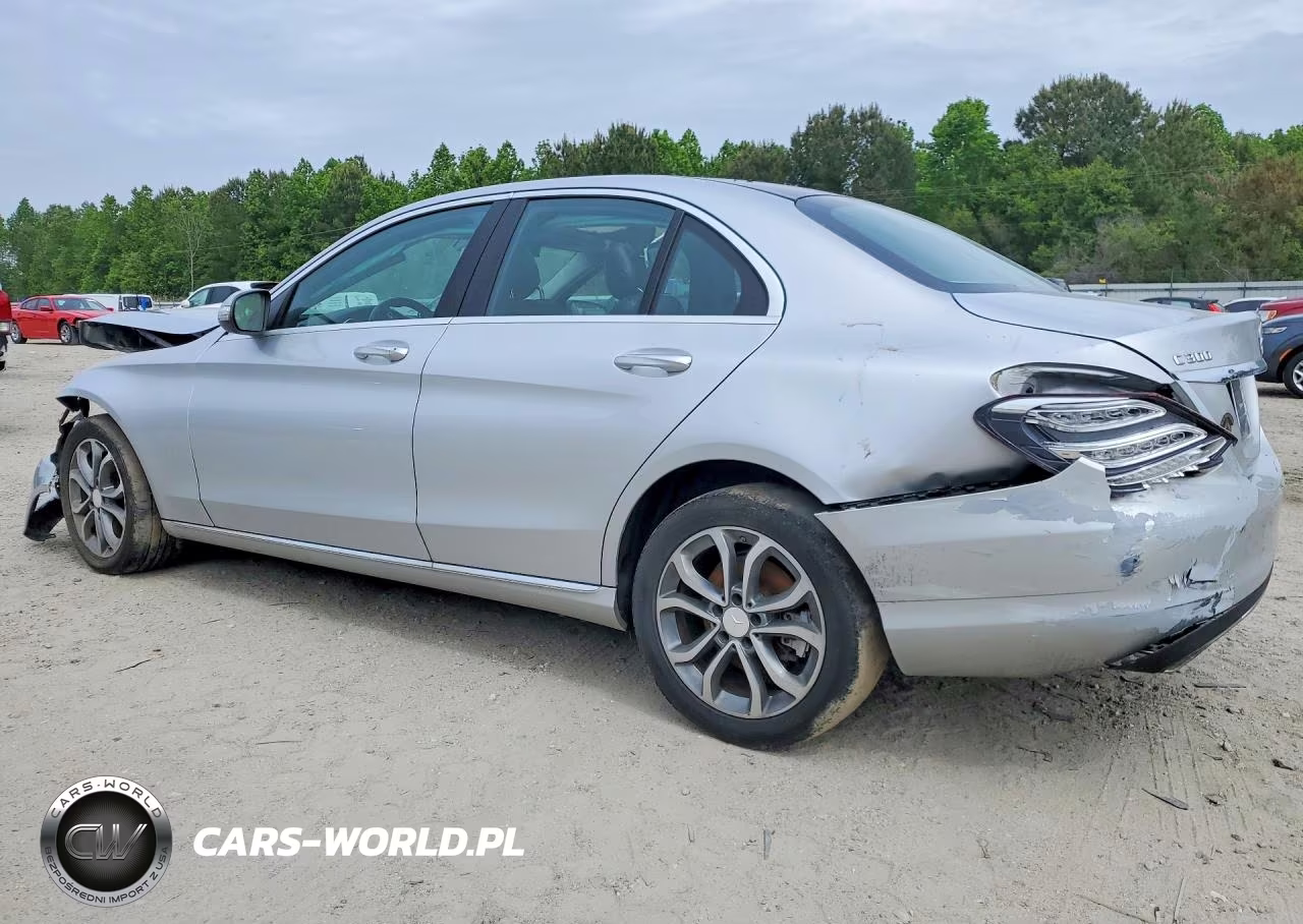 2015 Mercedes Benz C 300 4Matic VIN:55SWF4KB7FU005798 - 2