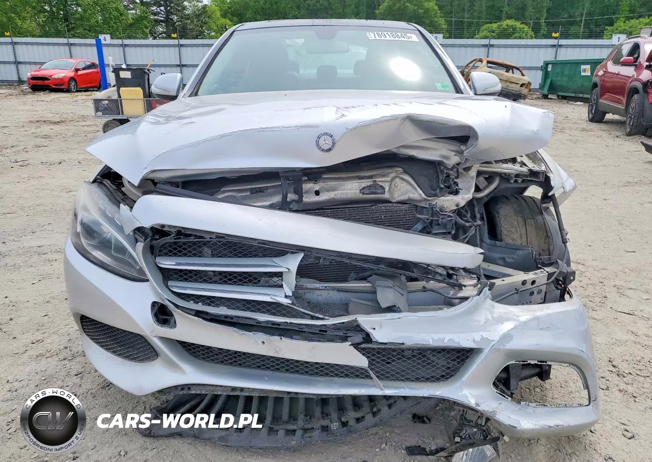 2015 Mercedes Benz C 300 4Matic VIN:55SWF4KB7FU005798 - 5