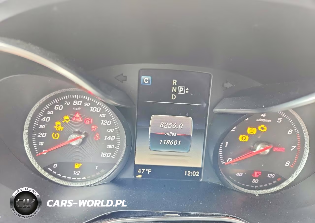 2015 Mercedes Benz C 300 4Matic VIN:55SWF4KB7FU005798 - 9