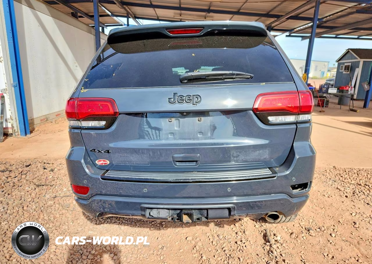 2018 Jeep Grand Cherokee Laredo VIN:1C4RJFAGXJC334118 - 6