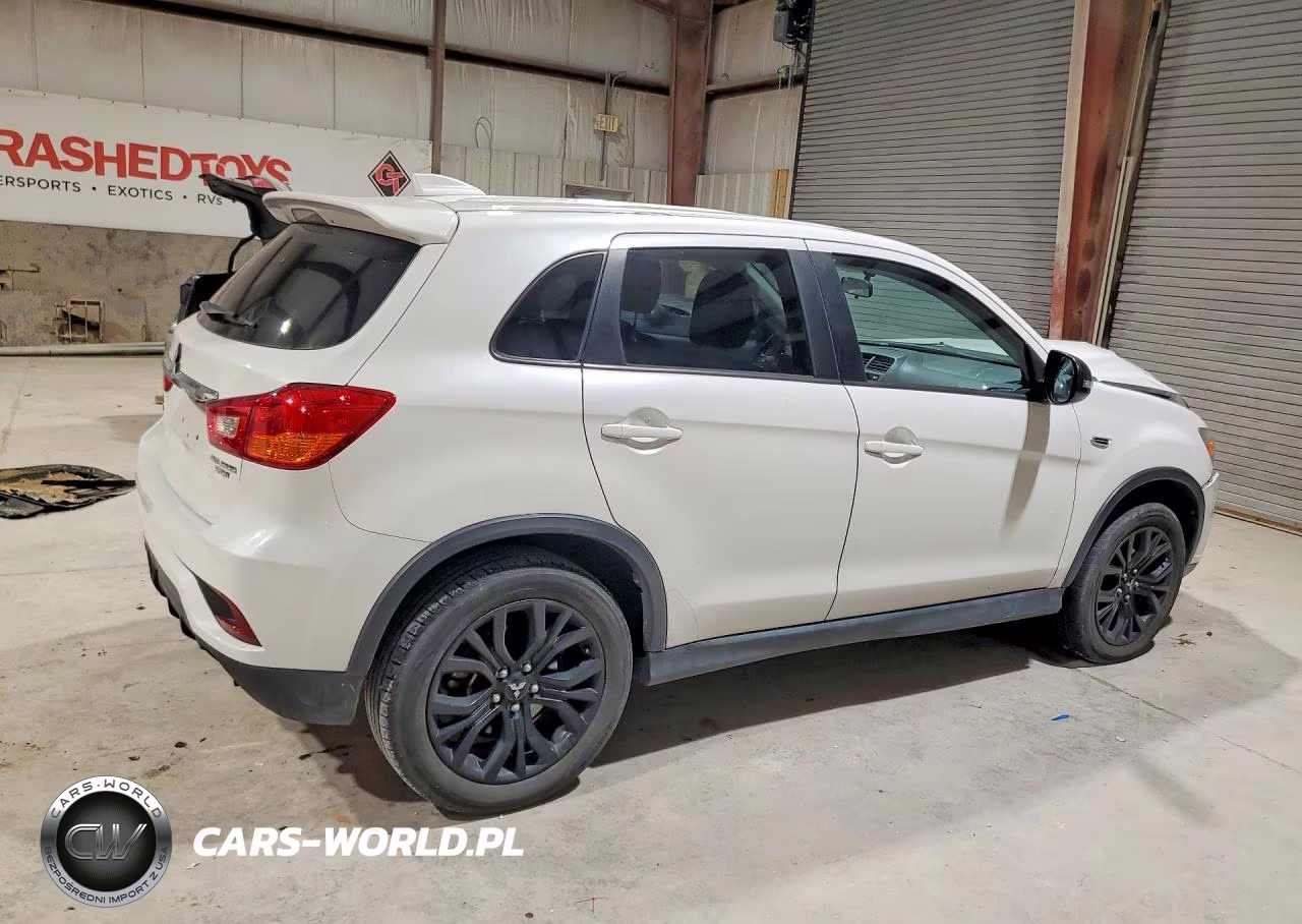 2018 Mitsubishi Outlander Sport Es VIN:JA4AP3AU4JZ023825 - 3