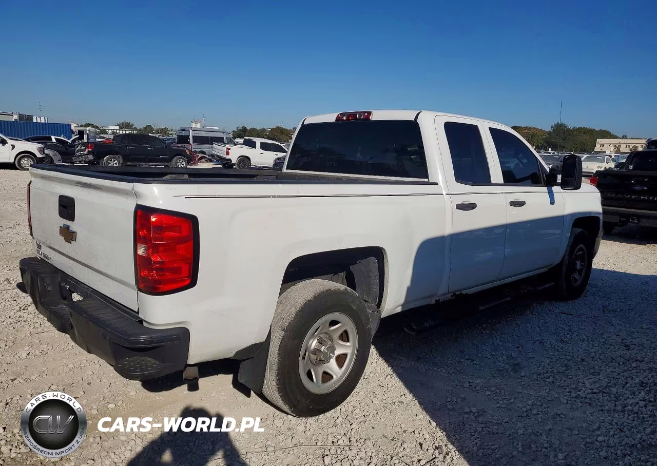 2014 Chevrolet Silverado C1500 VIN:1GCRCPEH4EZ383689 - 3