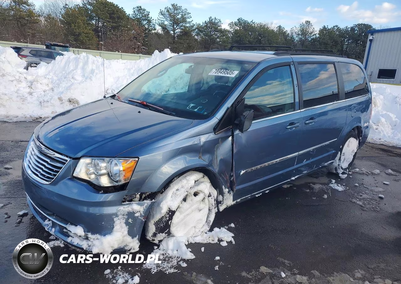 2011 Chrysler Town & Country Touring
