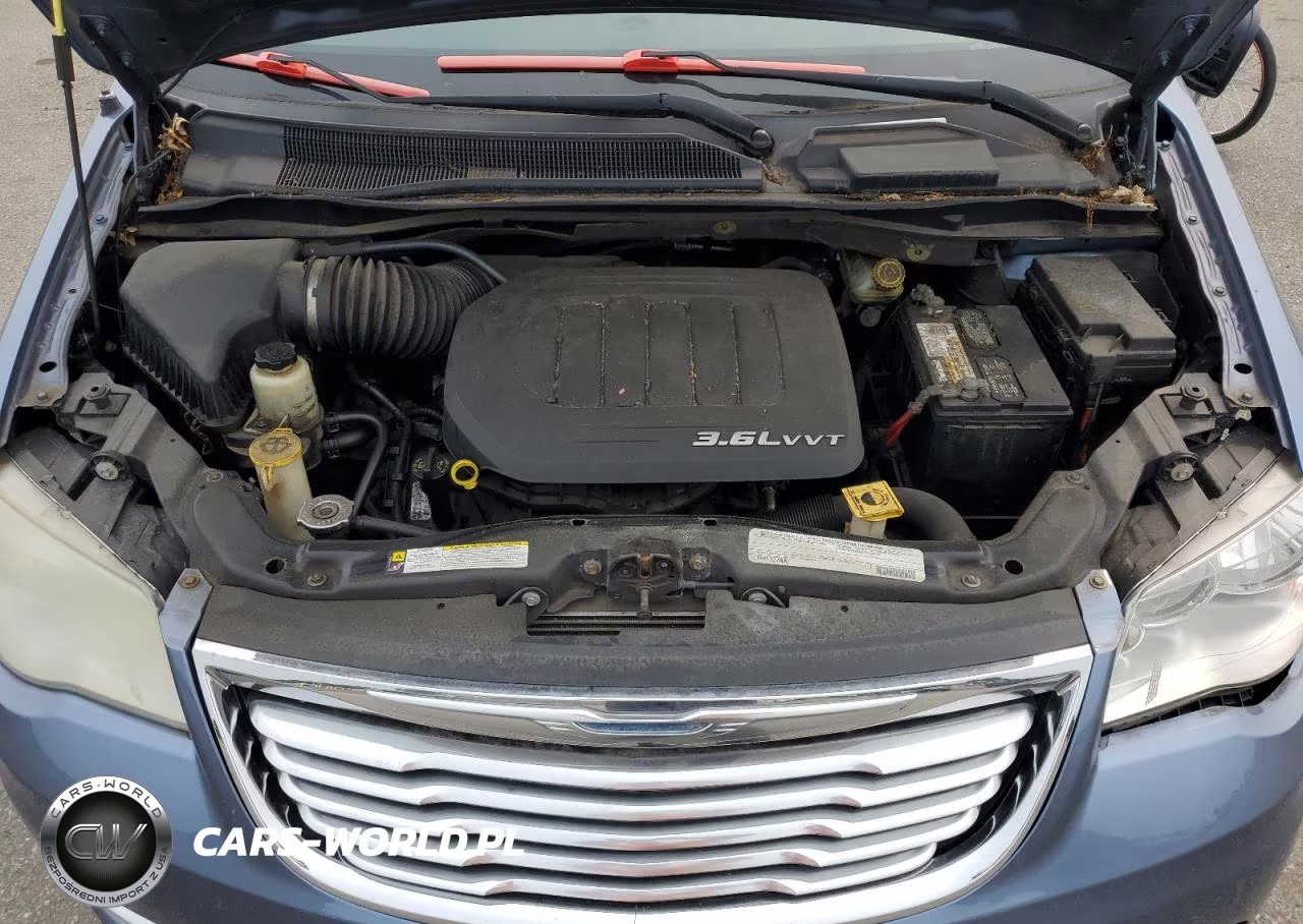 2011 Chrysler Town & Country Touring VIN:2A4RR5DG0BR733363 - 12