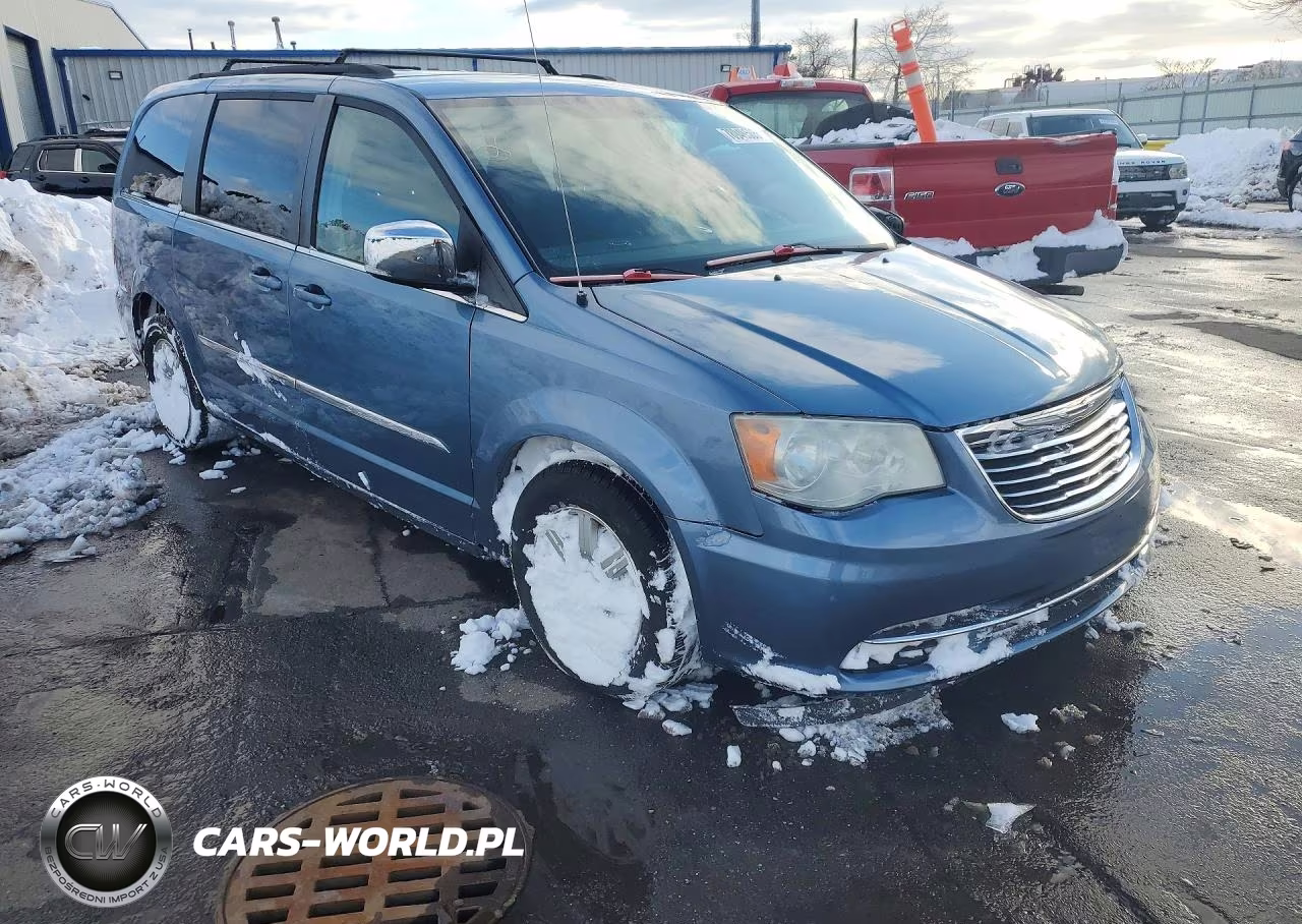 2011 Chrysler Town & Country Touring VIN:2A4RR5DG0BR733363 - 4