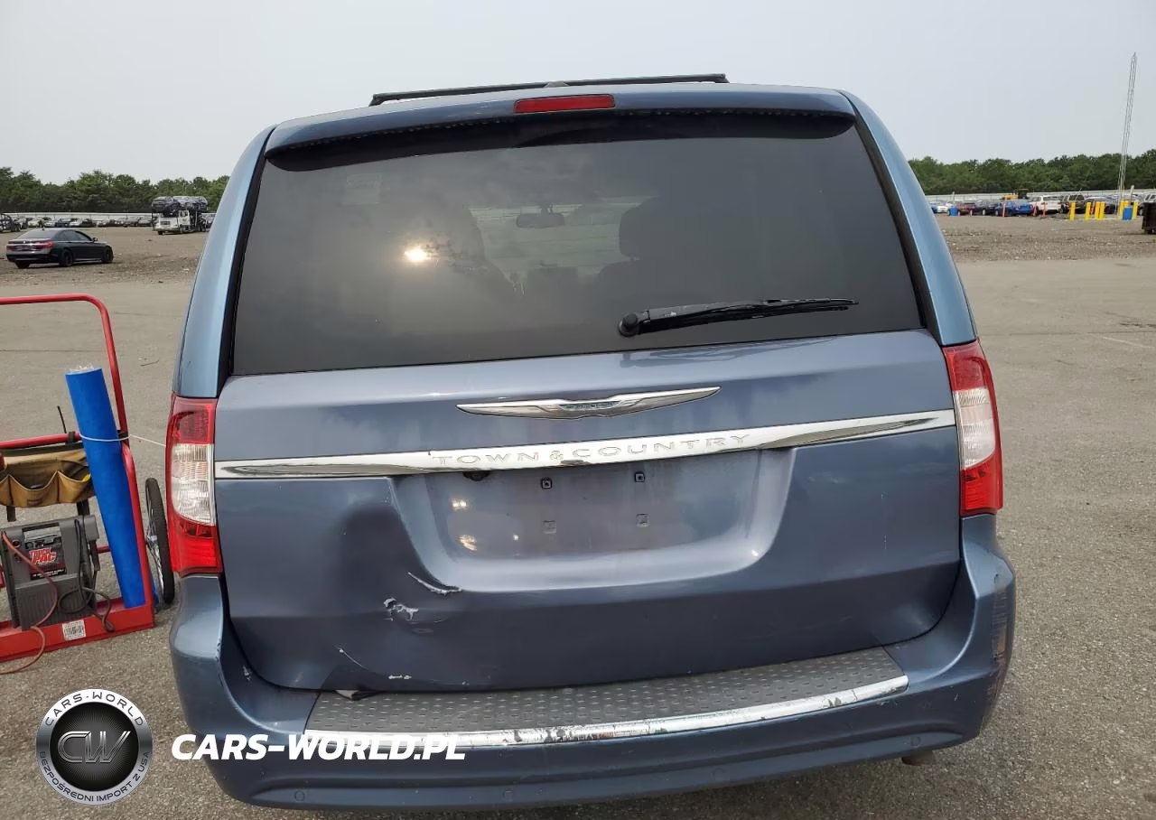2011 Chrysler Town & Country Touring VIN:2A4RR5DG0BR733363 - 6