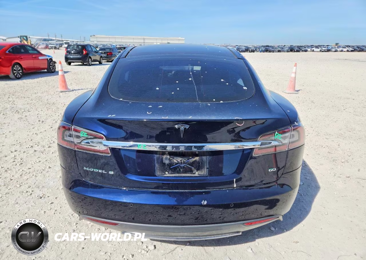 2015 Tesla Model S 60 VIN:5YJSA1S15FFP77088 - 6