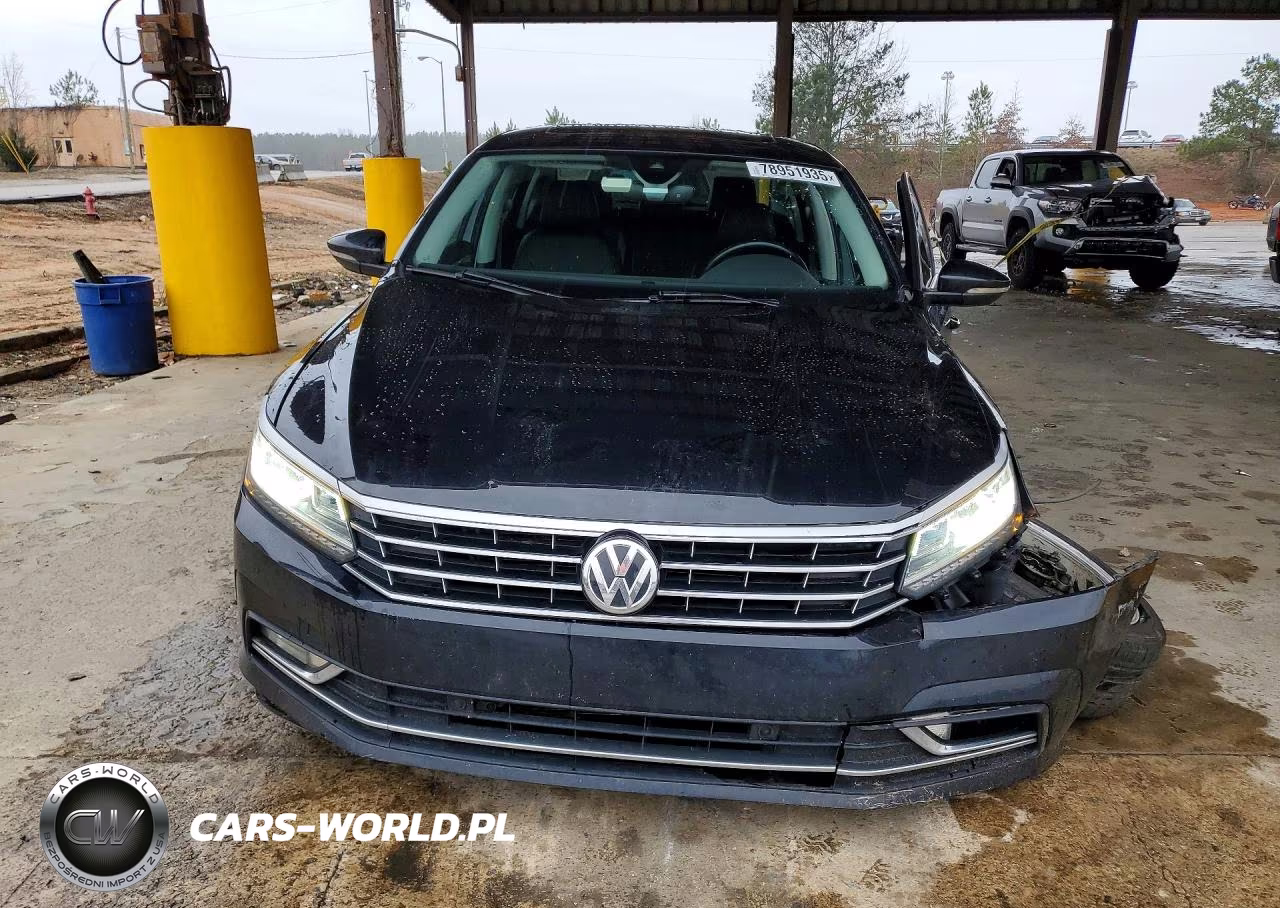2017 Volkswagen Passat Sel Premium VIN:1VWCT7A37HC071712 - 5