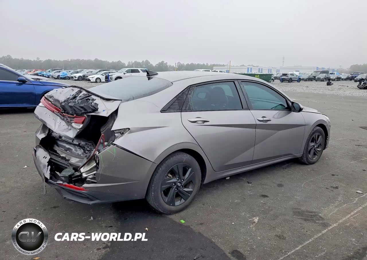 2023 Hyundai Elantra Sel VIN:KMHLM4AG7PU414928 - 3