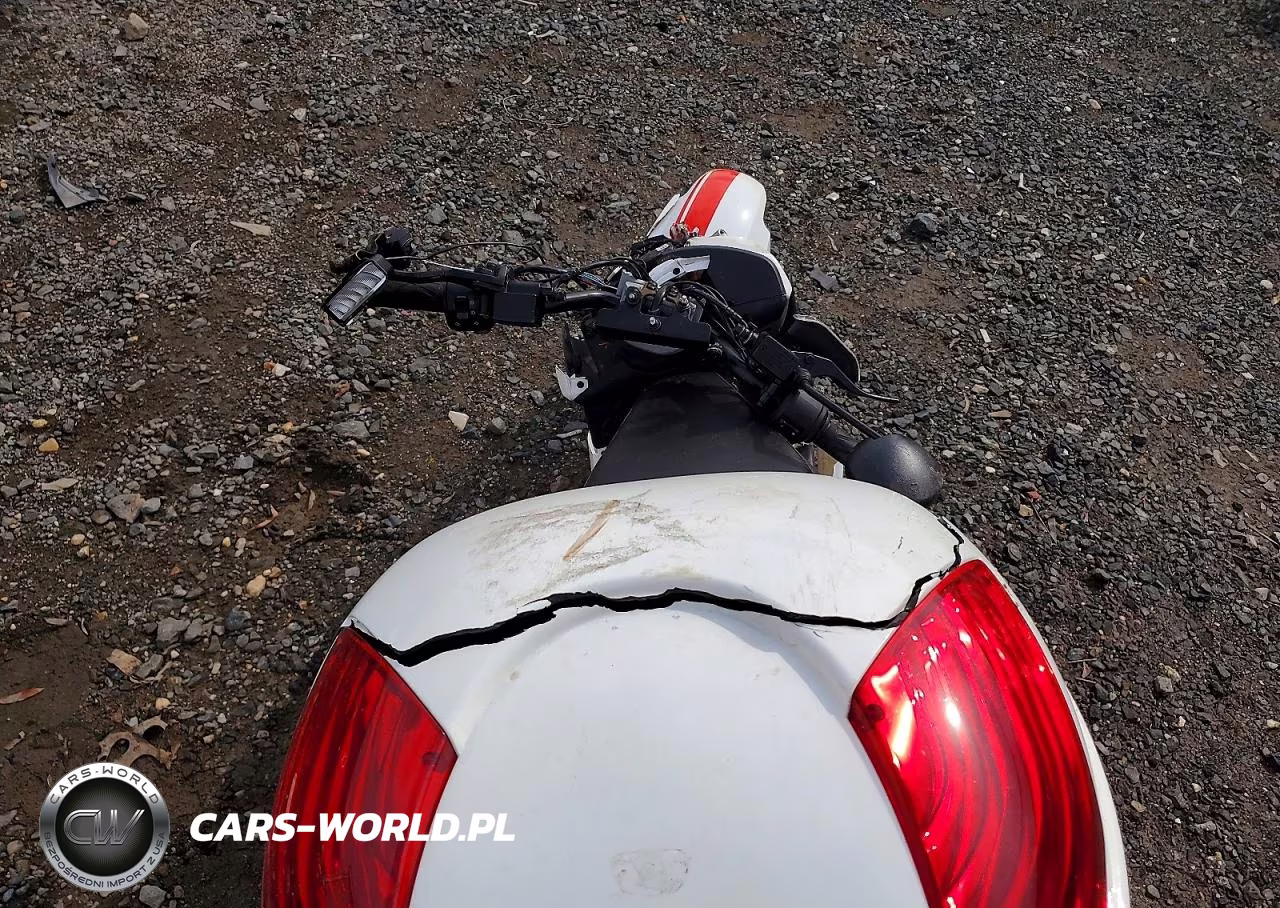 2022 Vespa Generic Sc VIN:HA6N1T4F5N3000061 - 6