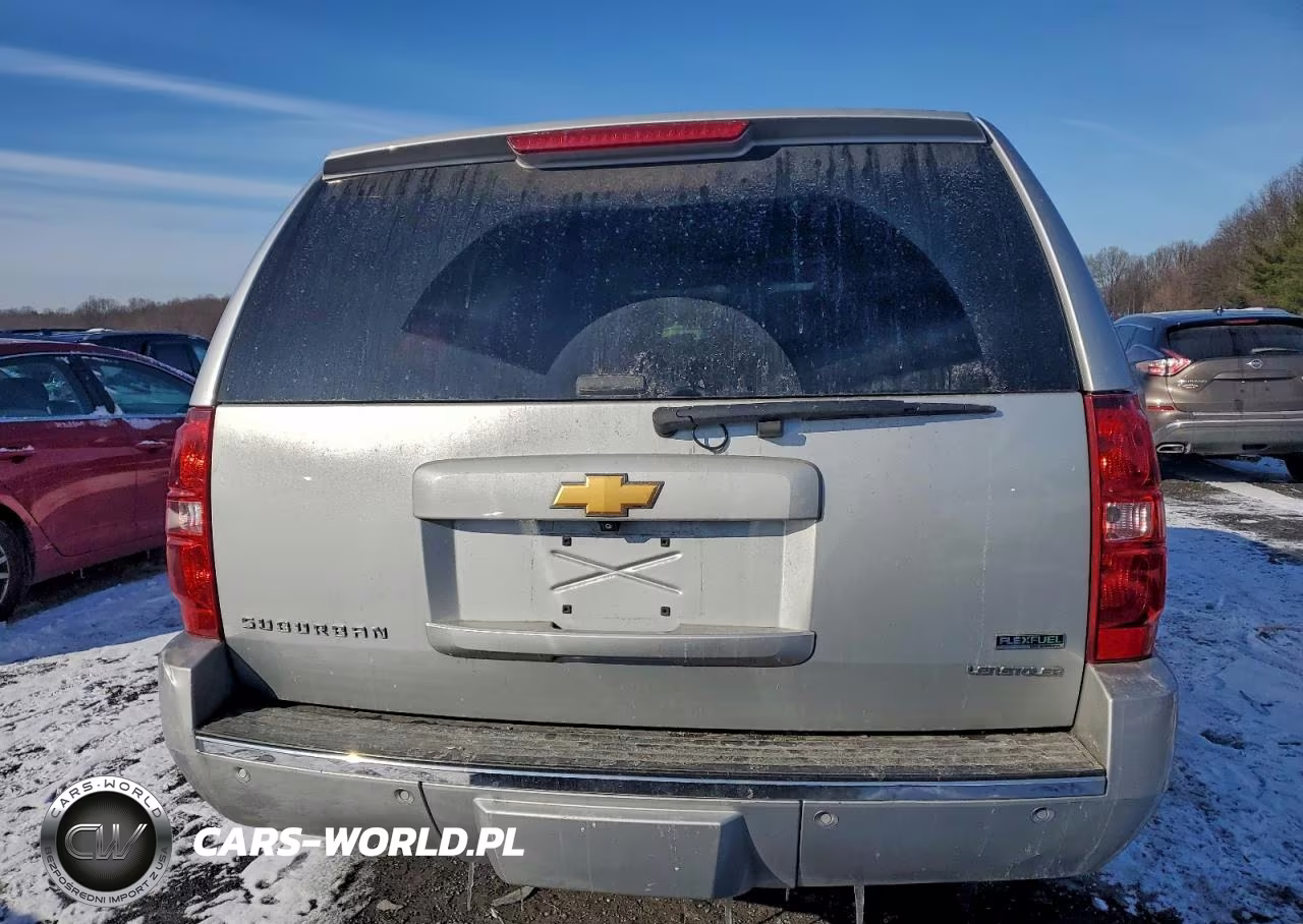 2010 Chevrolet Suburban K1500 Ltz VIN:1GNUKKE3XAR171241 - 6