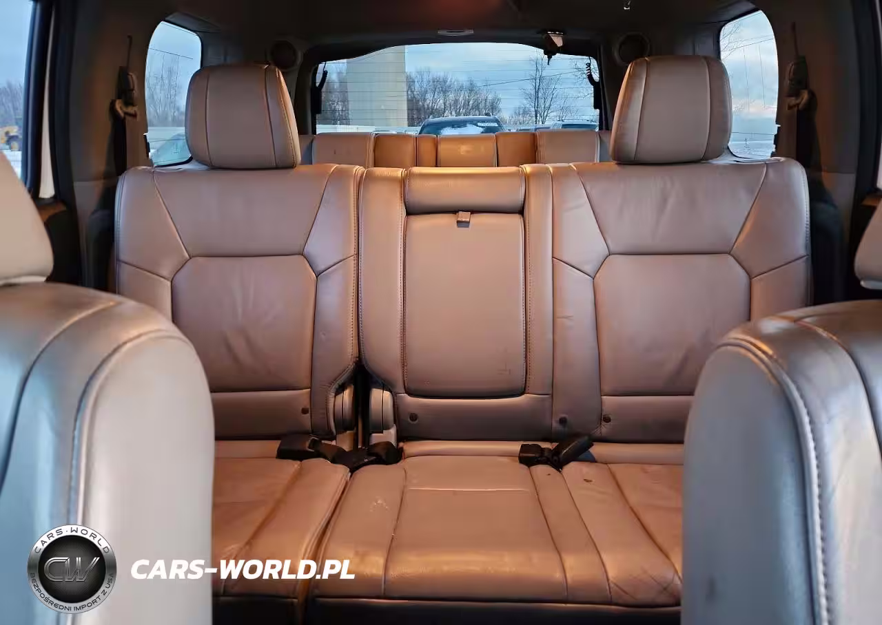 2012 Honda Pilot Touring VIN:5FNYF4H96CB058079 - 10