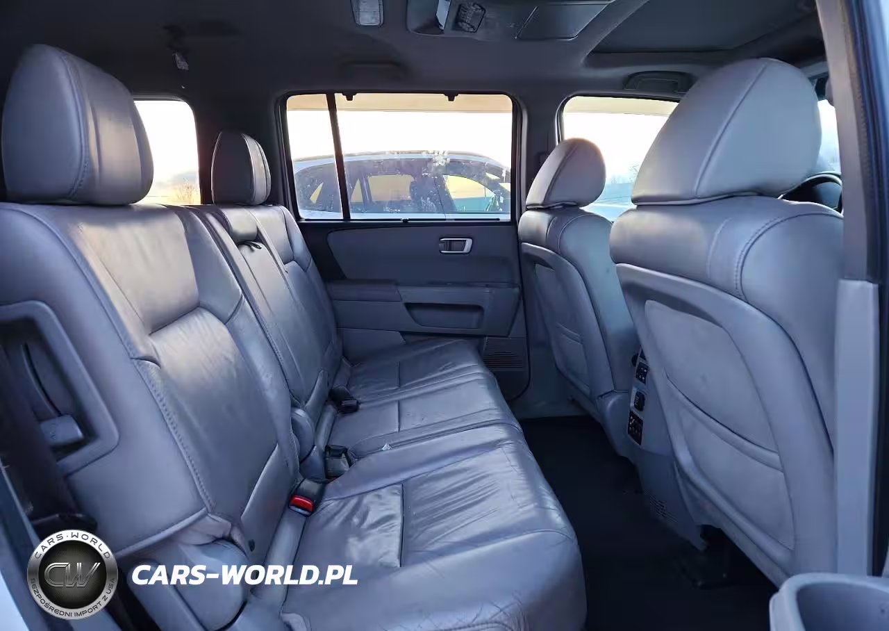 2012 Honda Pilot Touring VIN:5FNYF4H96CB058079 - 11