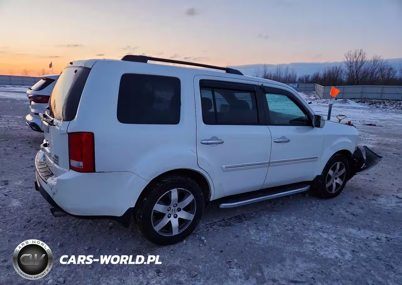 2012 Honda Pilot Touring VIN:5FNYF4H96CB058079 - 3