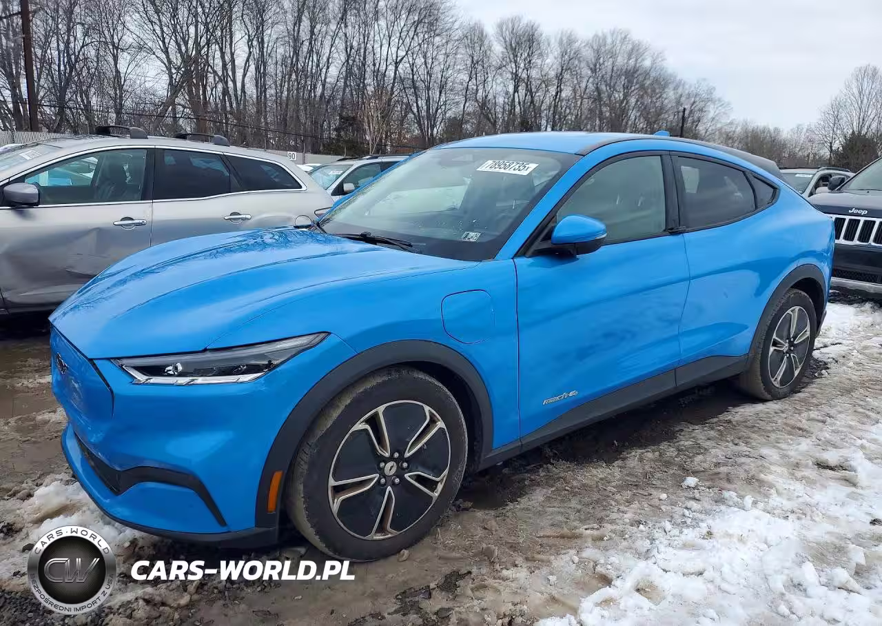 2022 Ford Mustang Mach-E Select