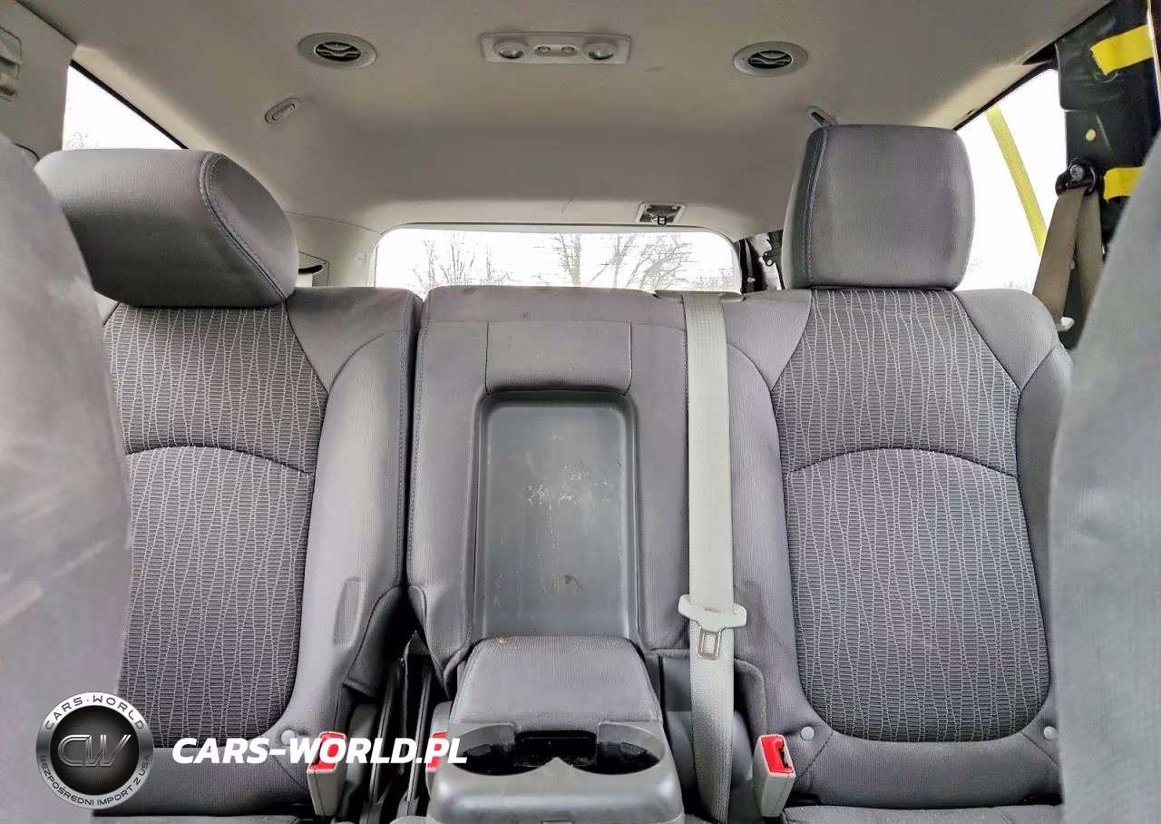 2017 Chevrolet Traverse Ls VIN:1GNKVFKD0HJ107656 - 10