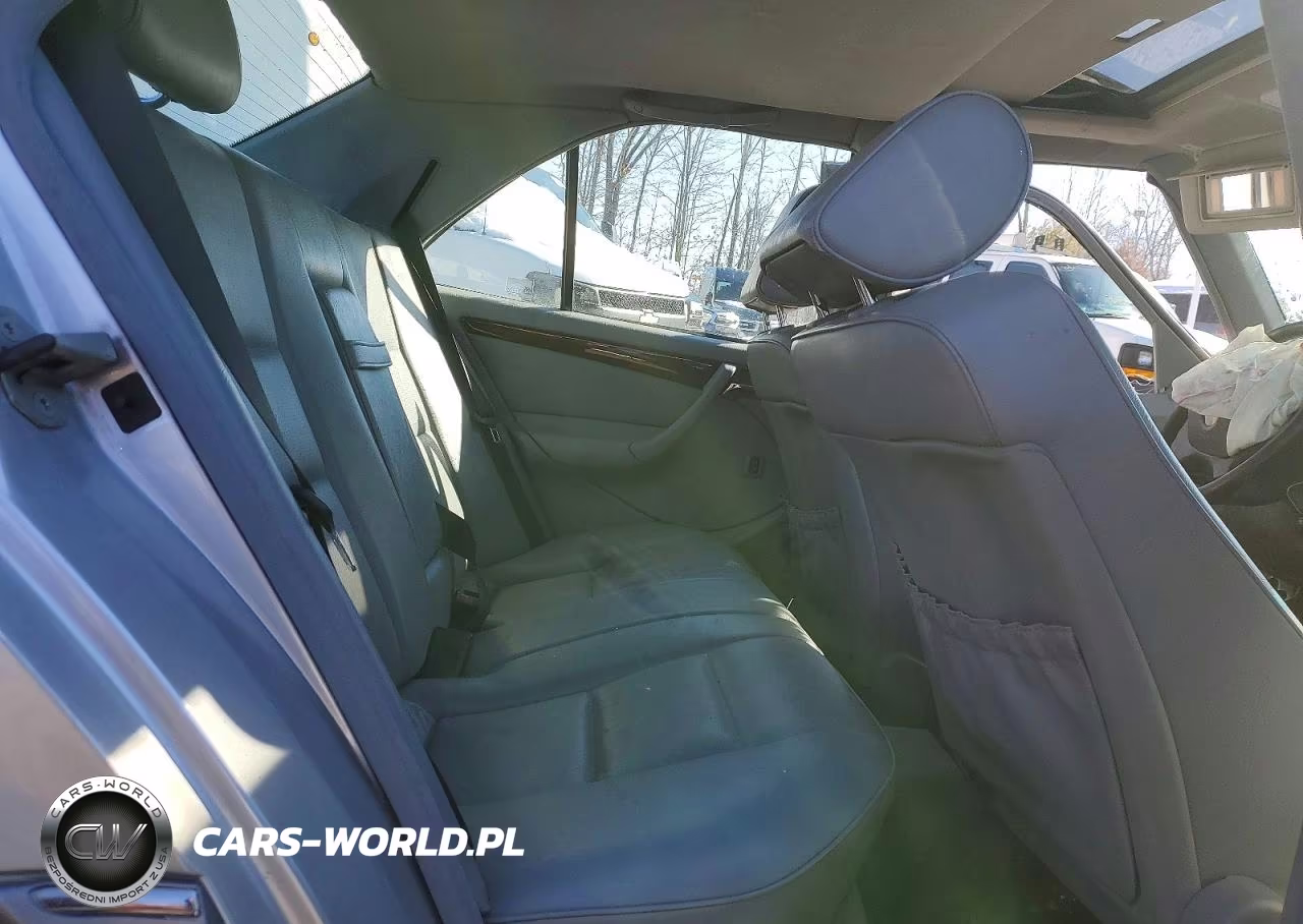 2000 Mercedes Benz C 230 VIN:WDBHA24G5YA833560 - 10
