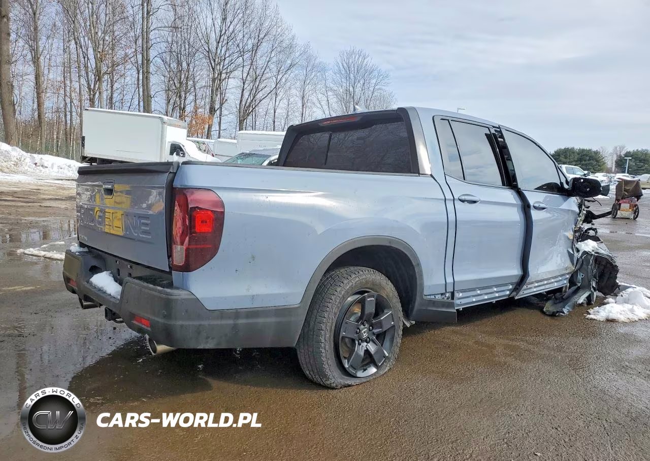 2025 Honda Ridgeline Black Edition VIN:5FPYK3F80SB039551 - 3