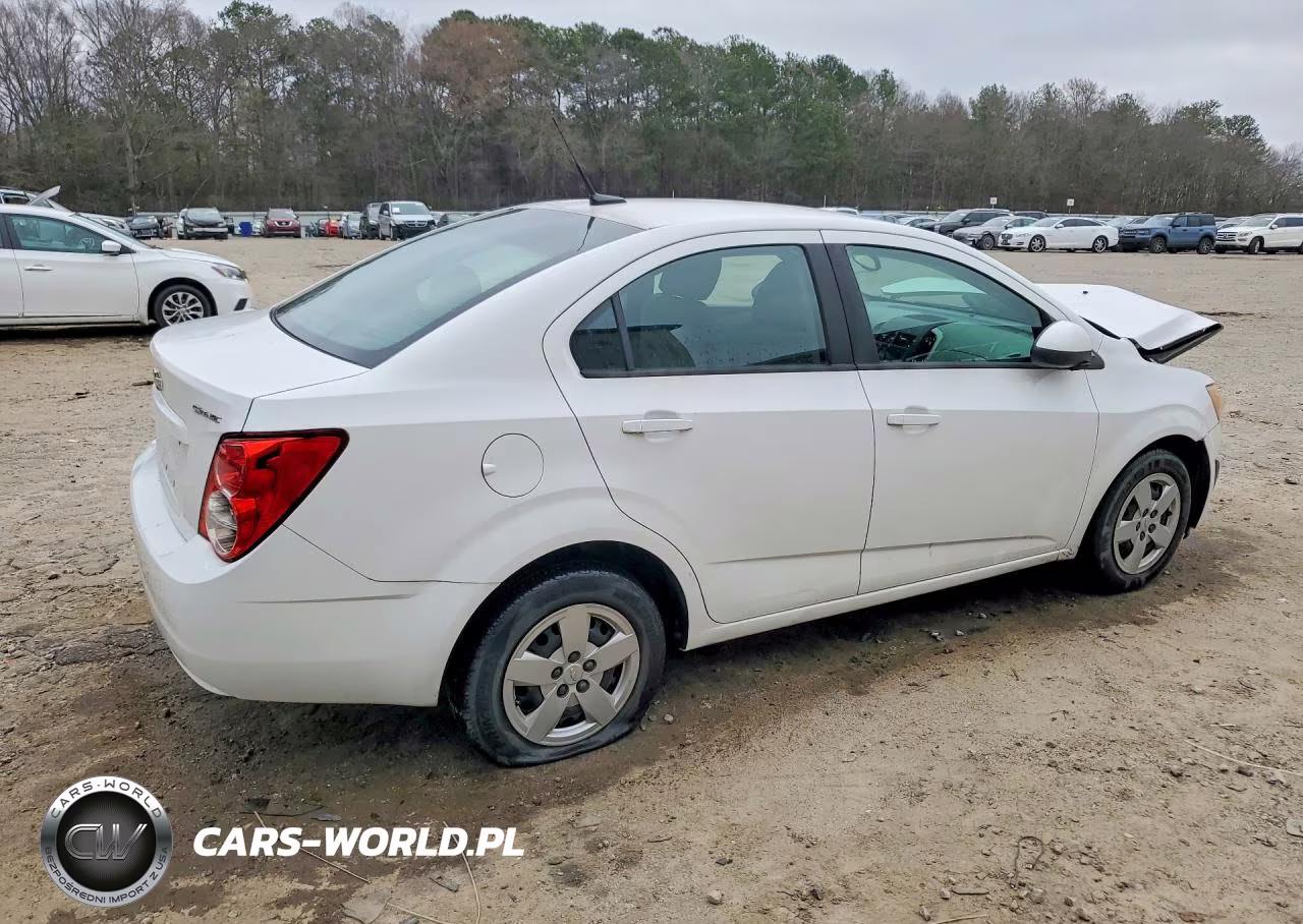 2014 Chevrolet Sonic Ls VIN:1G1JA5SH4E4134326 - 3