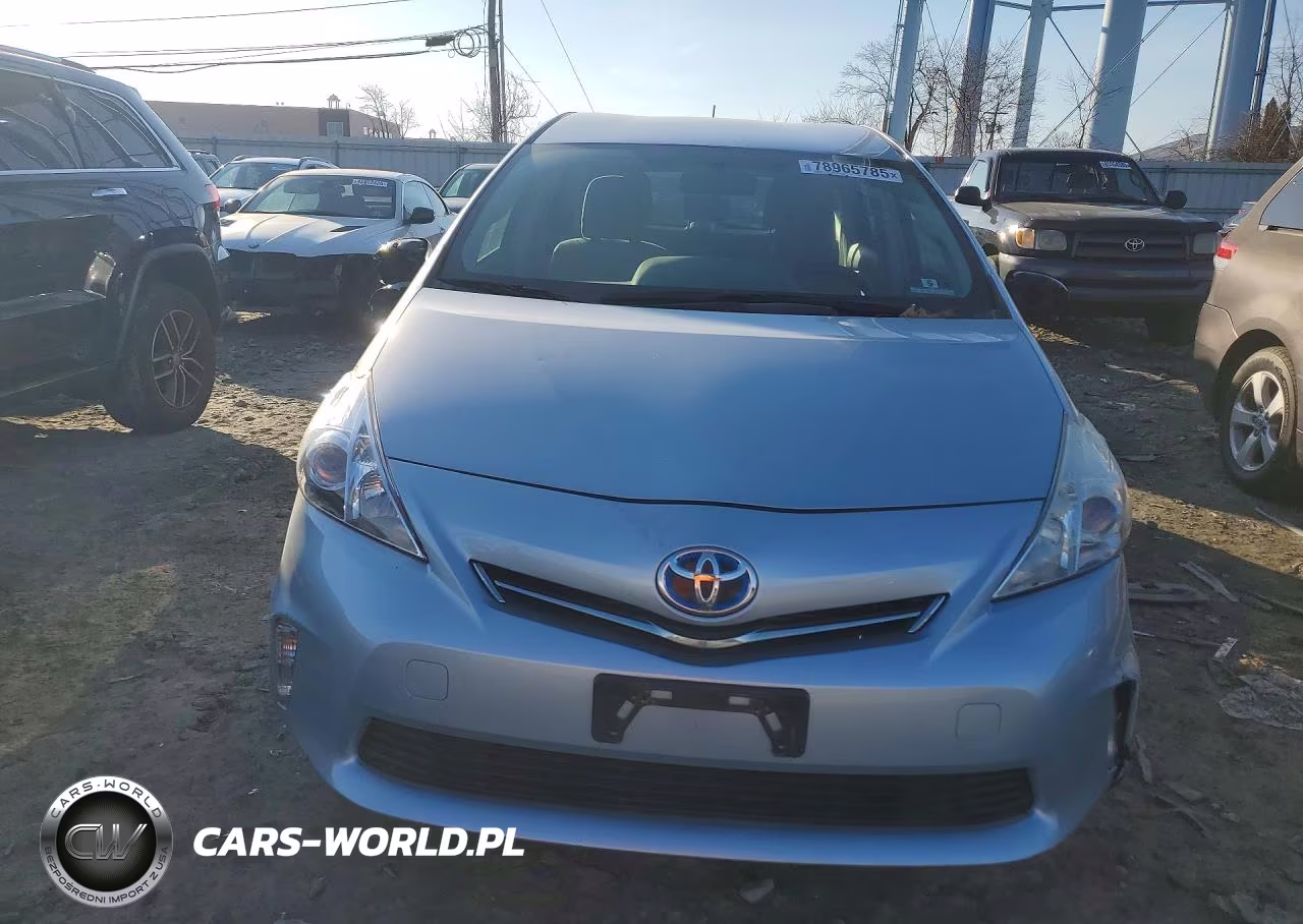 2013 Toyota Prius V VIN:JTDZN3EU6D3195743 - 5