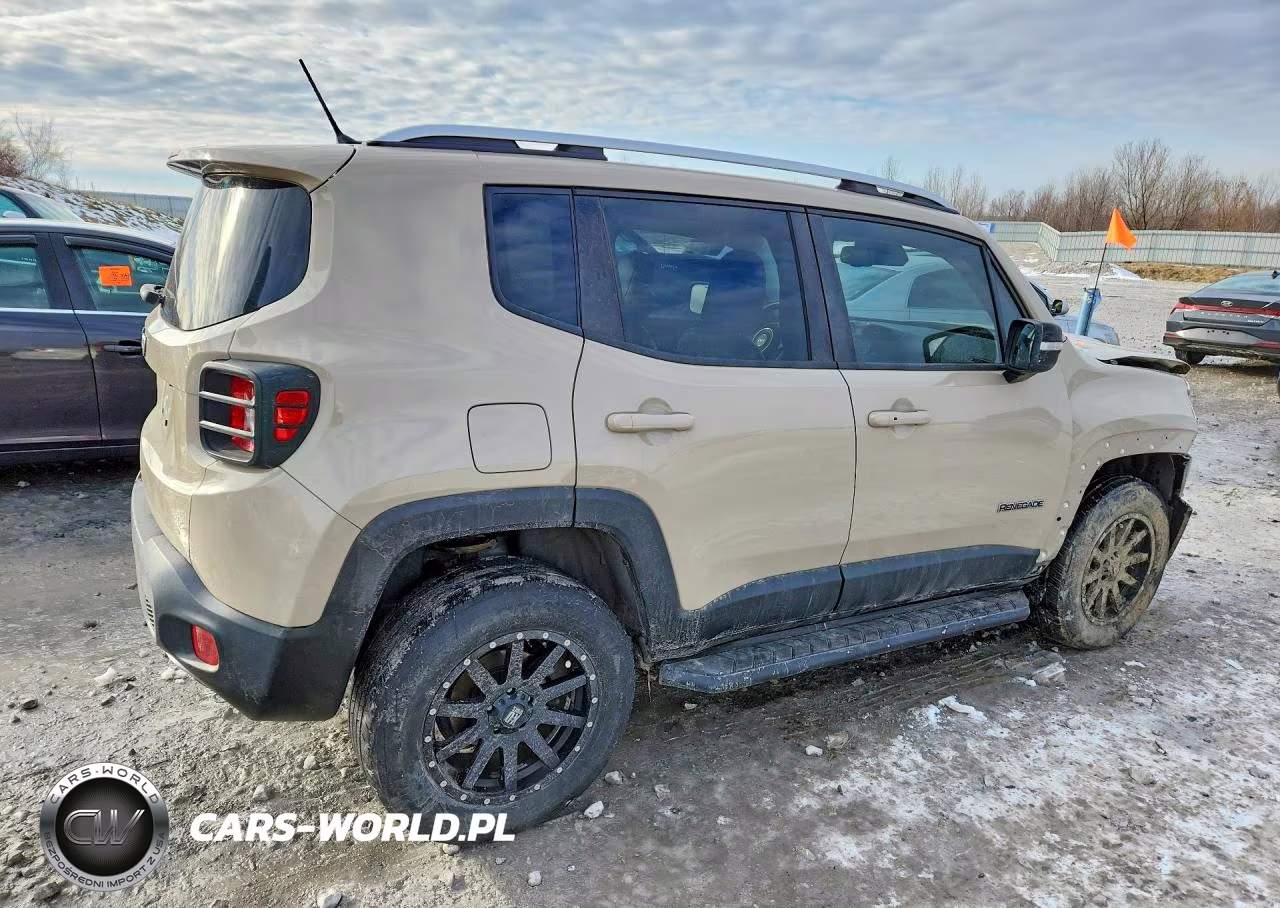 2016 Jeep Renegade Limited VIN:ZACCJBDT3GPC64697 - 3