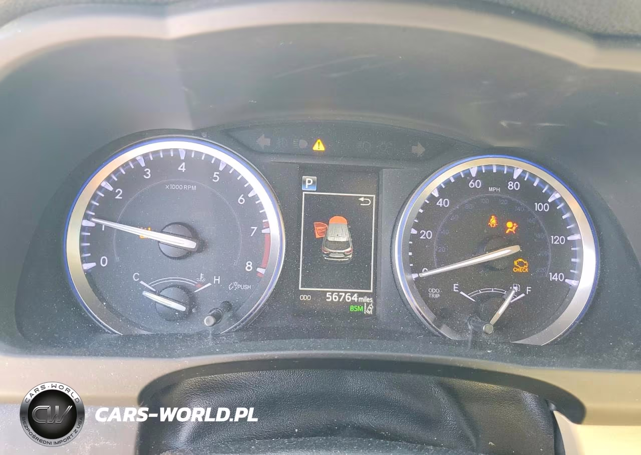 2019 Toyota Highlander Xle VIN:5TDKZRFHXKS558065 - 9