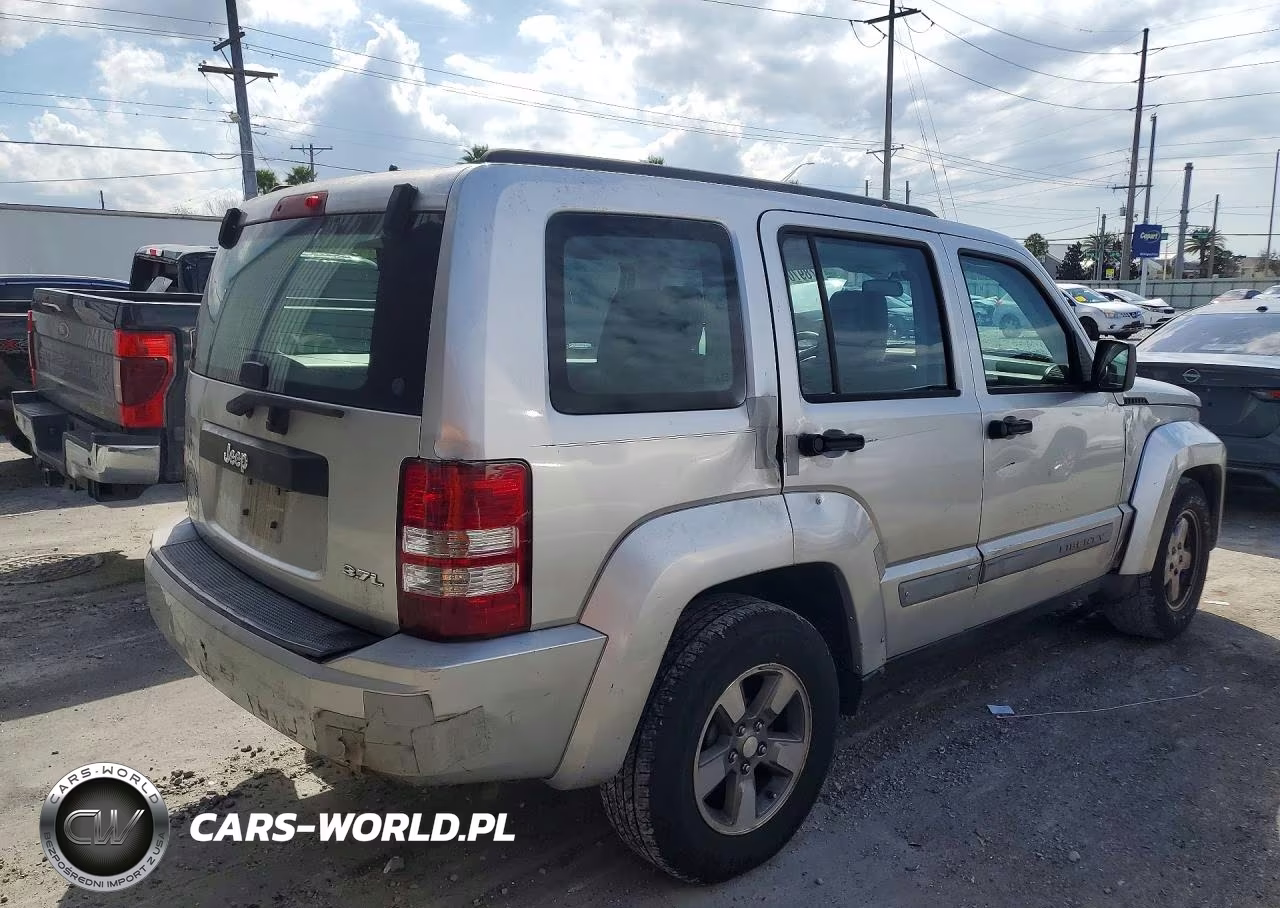 2008 Jeep Liberty Sport VIN:1J8GP28K28W187657 - 3