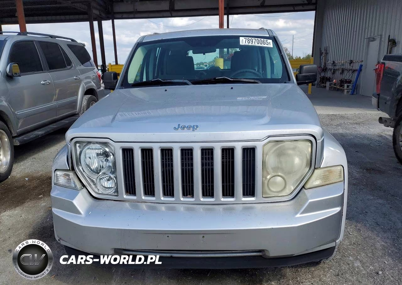 2008 Jeep Liberty Sport VIN:1J8GP28K28W187657 - 5