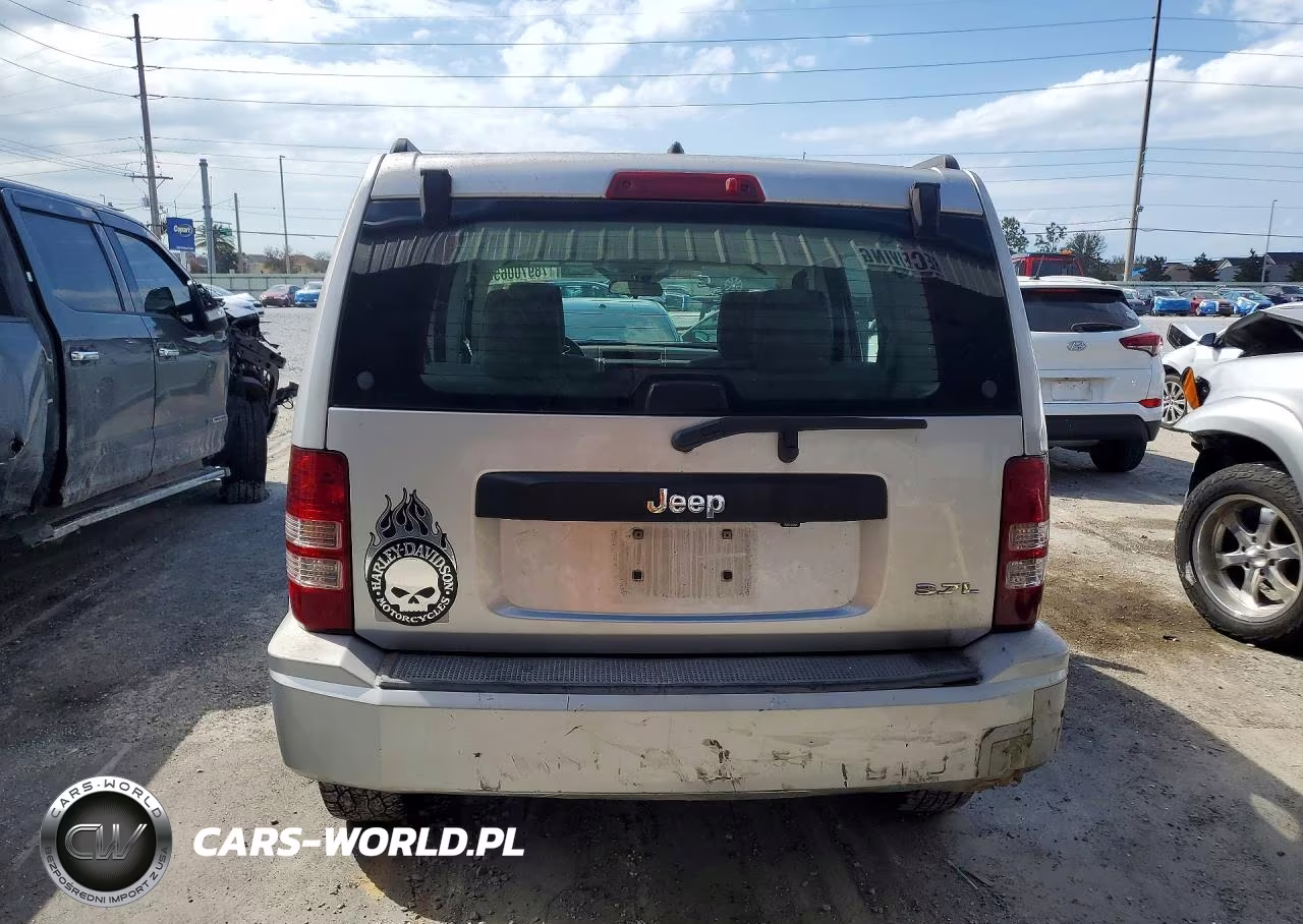 2008 Jeep Liberty Sport VIN:1J8GP28K28W187657 - 6