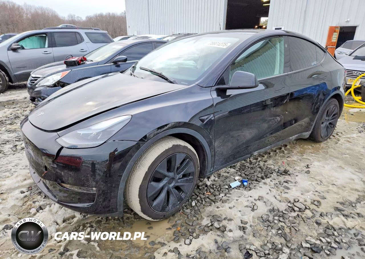 2025 Tesla Model Y – zdjęcie 1 z 12