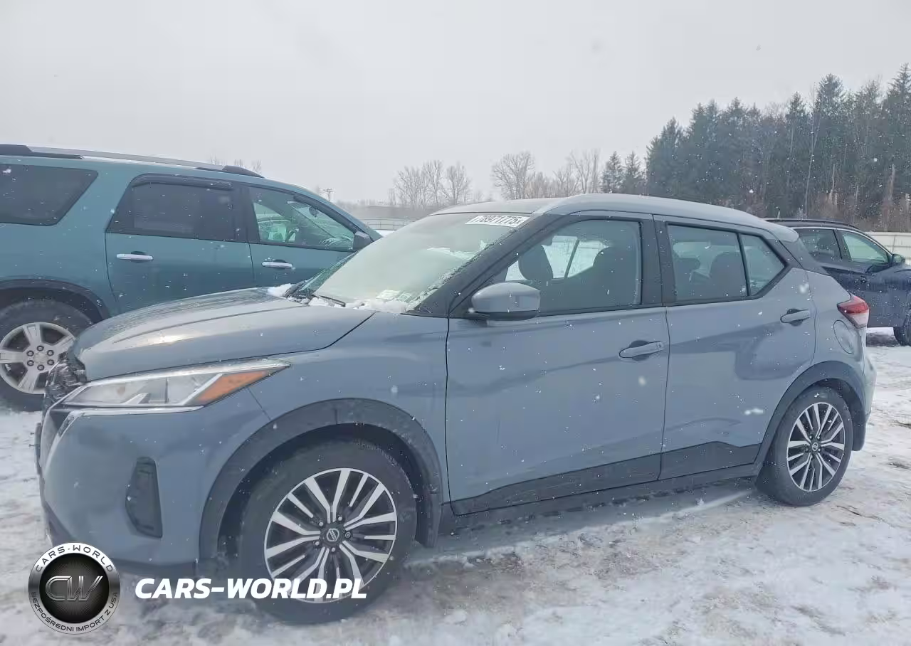 2021 Nissan Kicks Sv