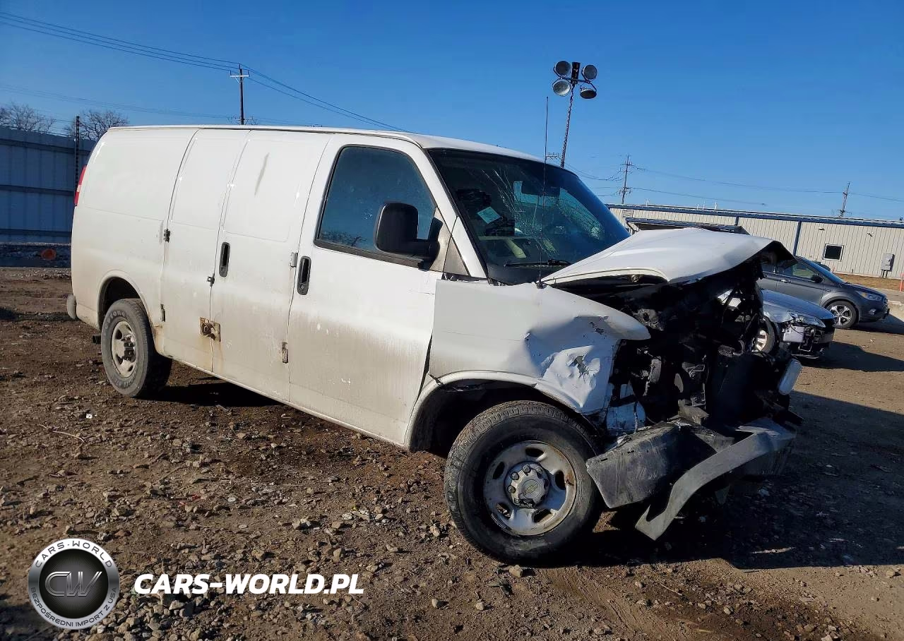 2013 Chevrolet Express G2500 VIN:1GCWGFBA5D1143251 - 4