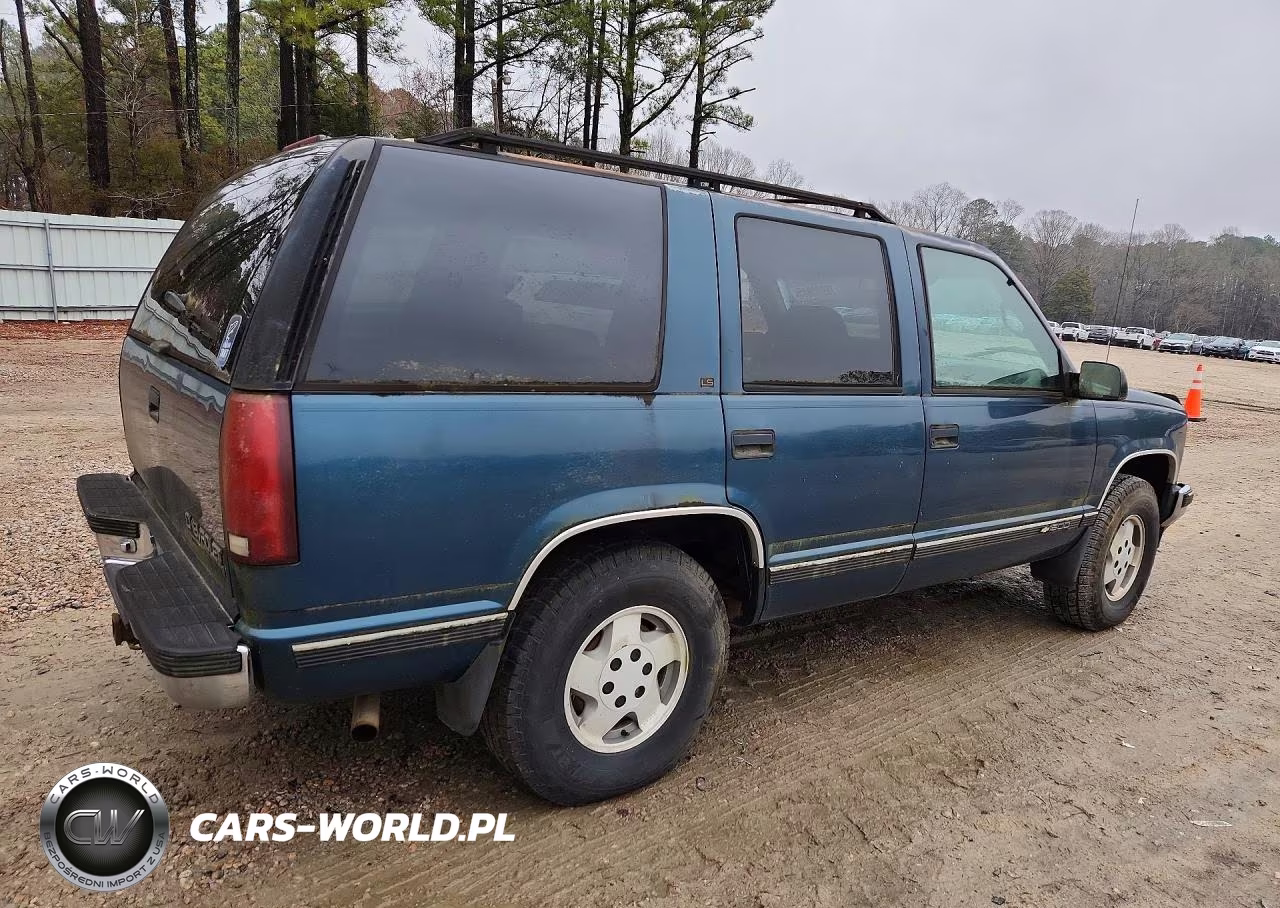 1995 Chevrolet Tahoe K1500 VIN:1GNEK13K2SJ386427 - 3