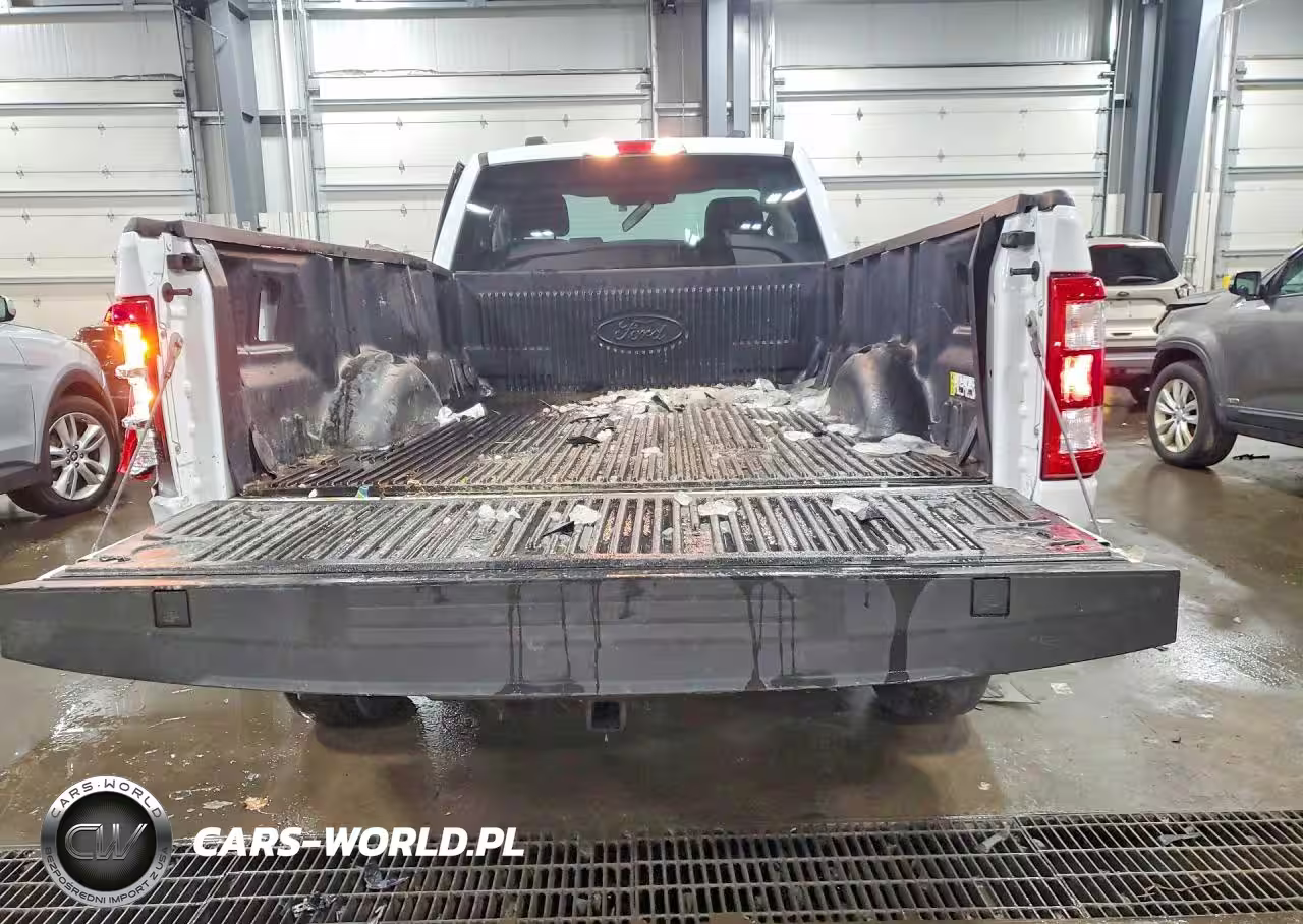 2023 Ford F150 VIN:1FTMF1EP6PKE06374 - 6