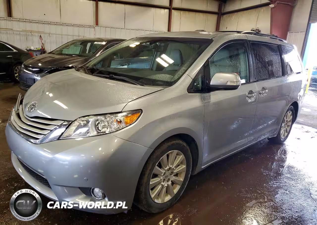 2014 Toyota Sienna Limited 7-Passenger