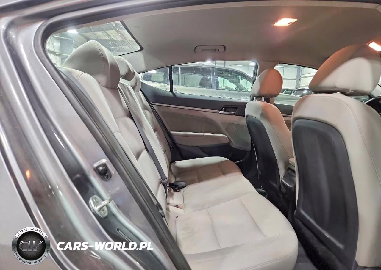2018 Hyundai Elantra Sel VIN:5NPD84LF8JH255548 - 10