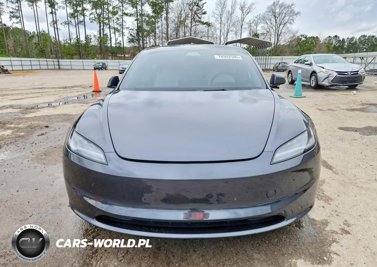 2025 Tesla Model 3 VIN:5YJ3E1EB3SF935130 - 5