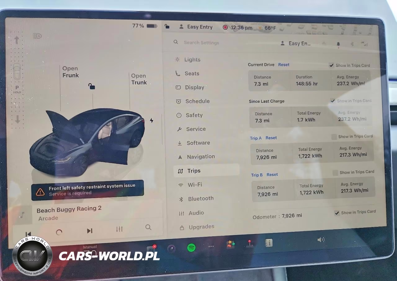 2025 Tesla Model 3 VIN:5YJ3E1EB3SF935130 - 9