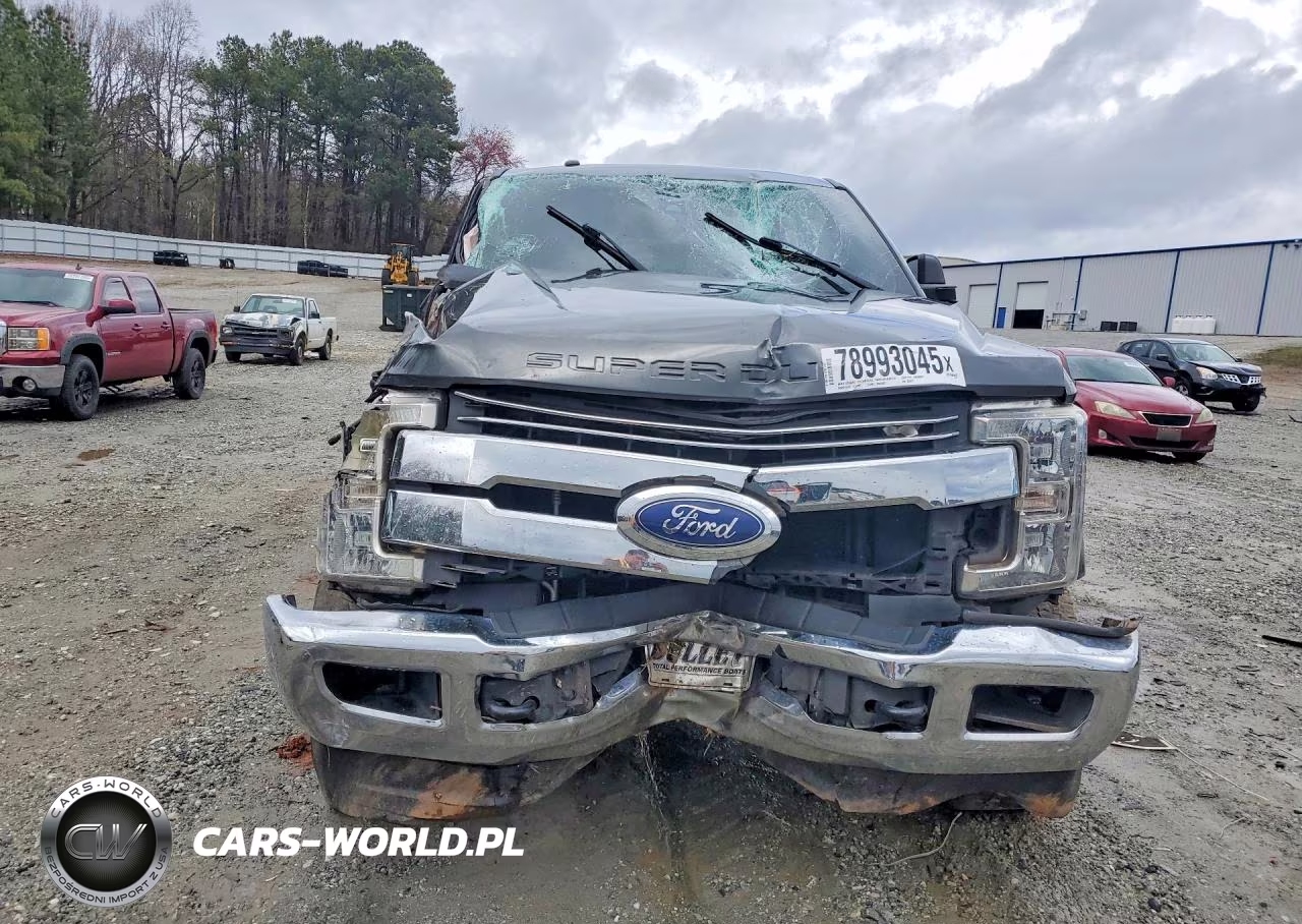 2018 Ford F250 Super Duty VIN:1FT7W2B63JEB33821 - 5