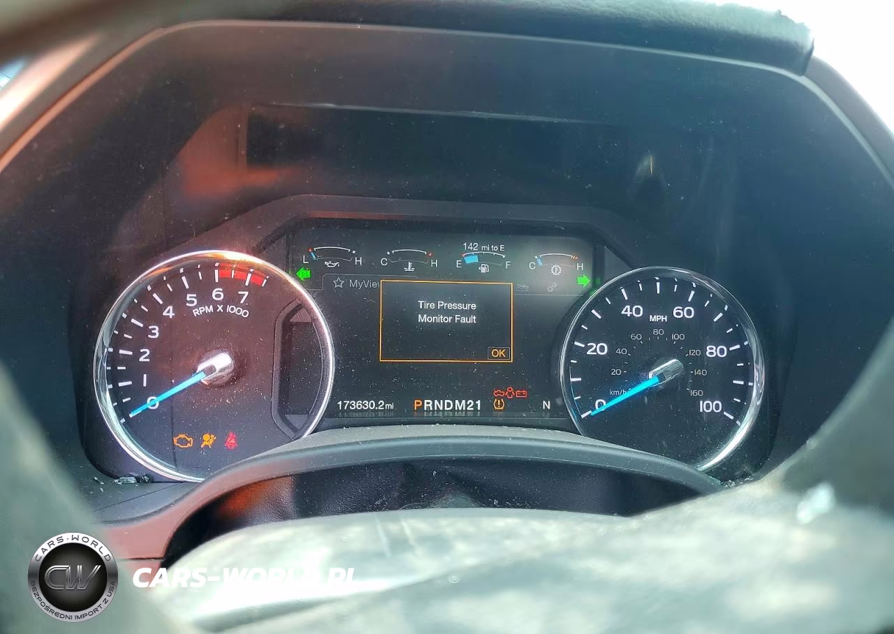 2018 Ford F250 Super Duty VIN:1FT7W2B63JEB33821 - 9