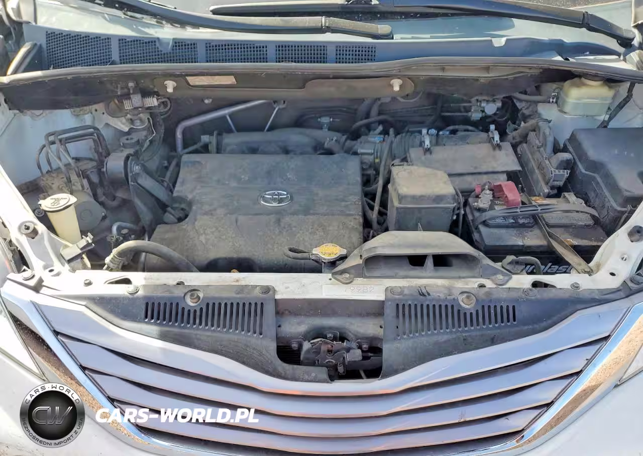 2015 Toyota Sienna Xle 8-Passenger VIN:5TDYK3DC2FS667984 - 12