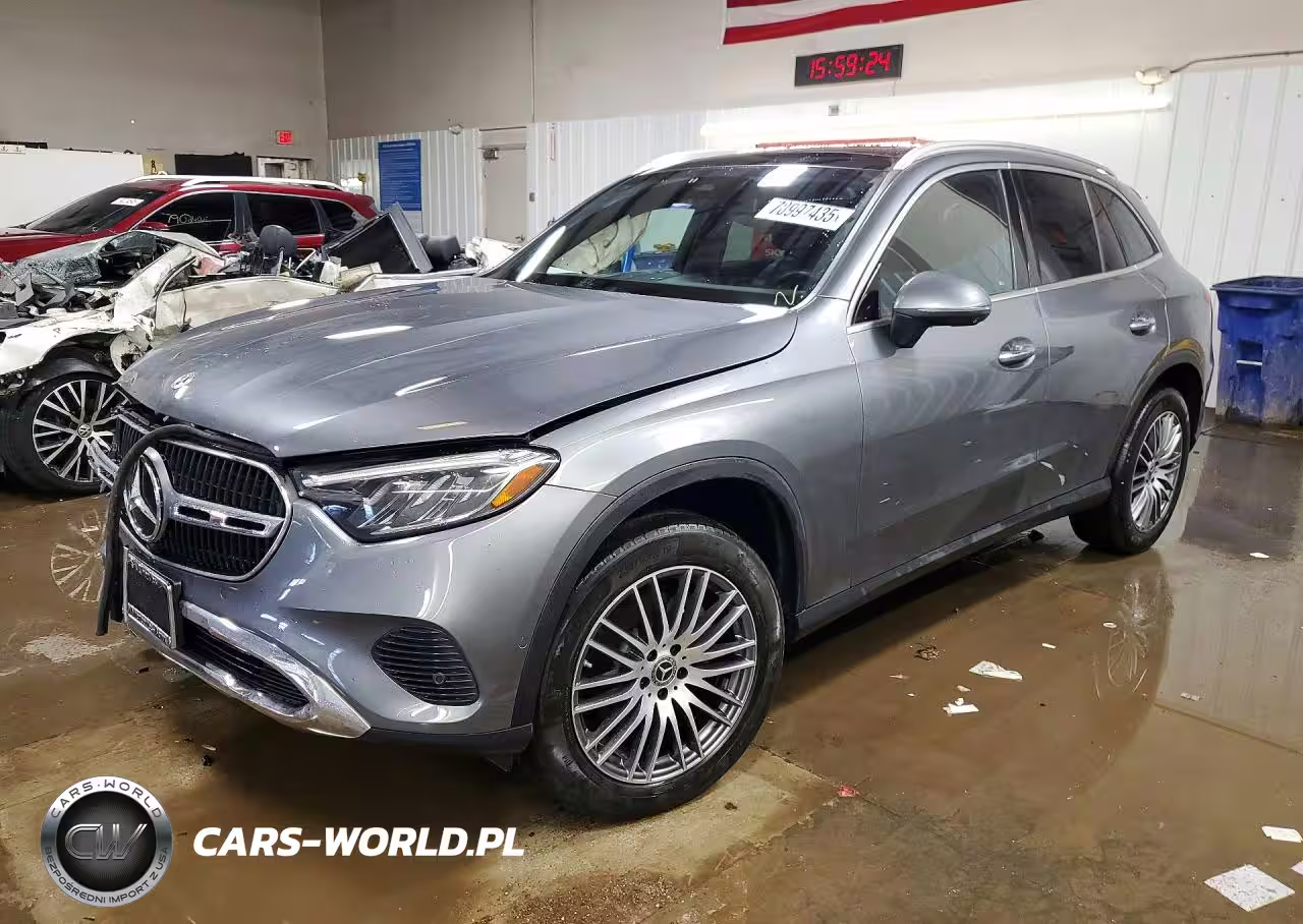 2023 Mercedes-Benz Glc 300 4Matic – zdjęcie 1 z 12