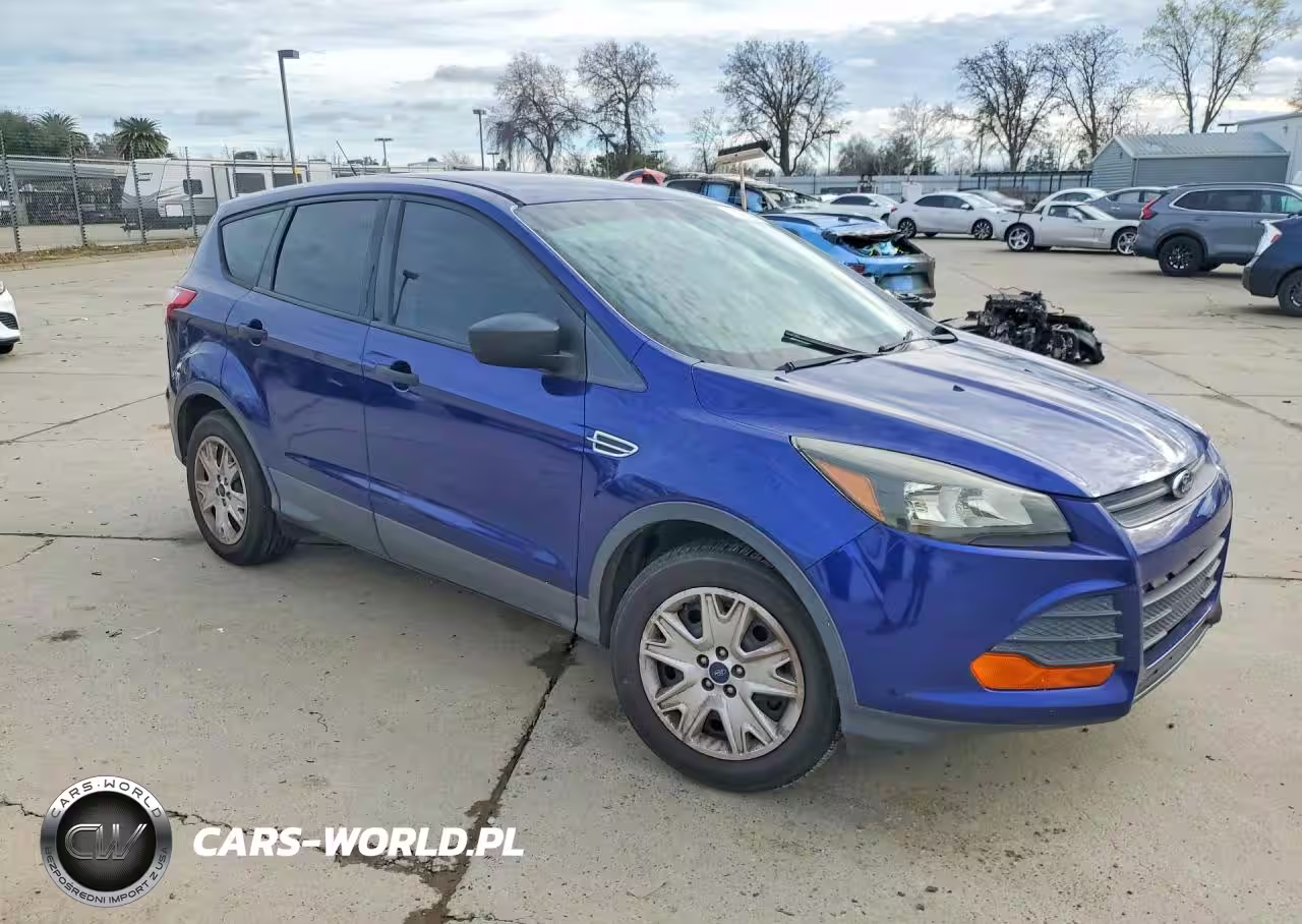 2014 Ford Escape S VIN:1FMCU0F70EUB69386 - 4