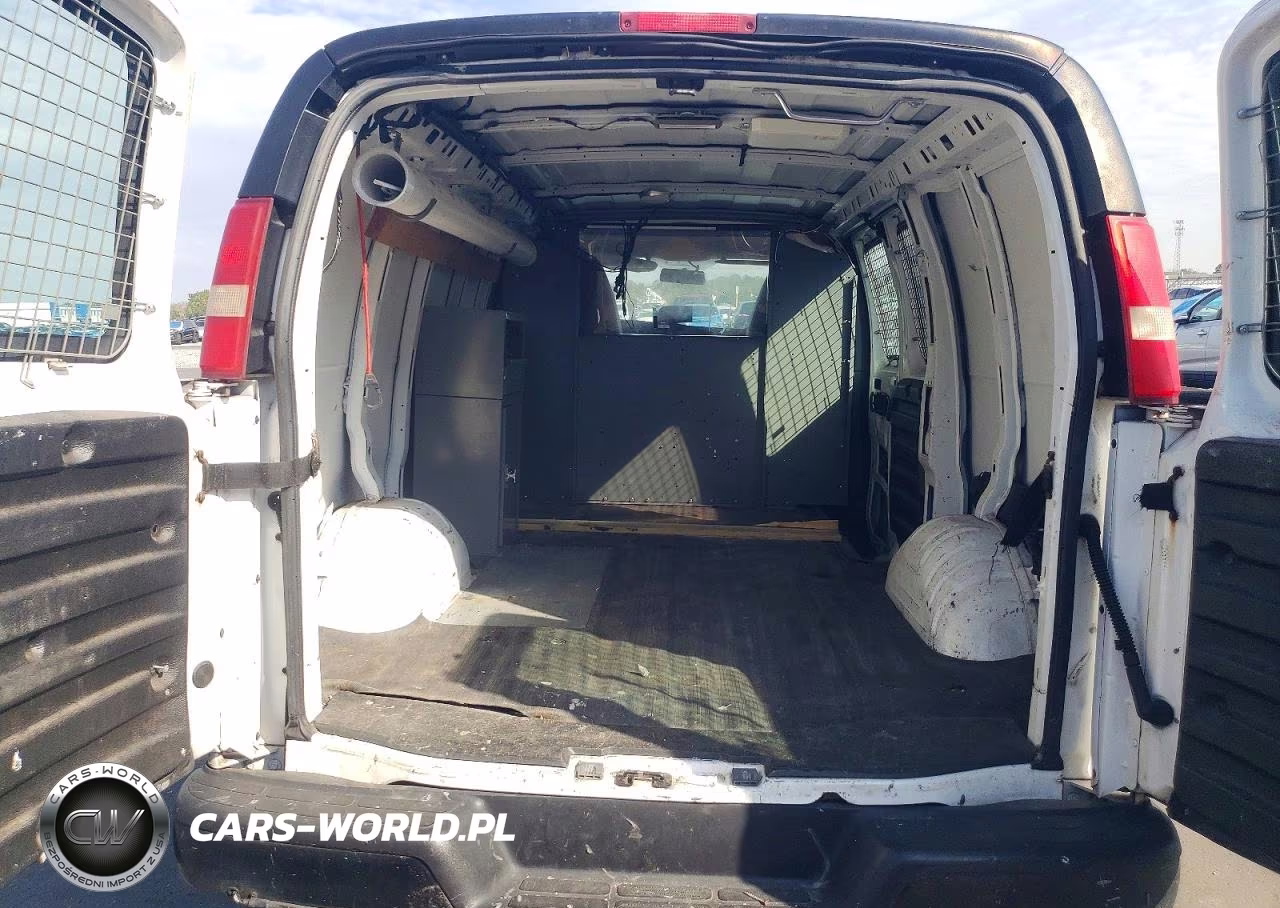 2013 Chev Express Cargo 2500 1 VIN:1GCWGFCB4D1902494 - 10