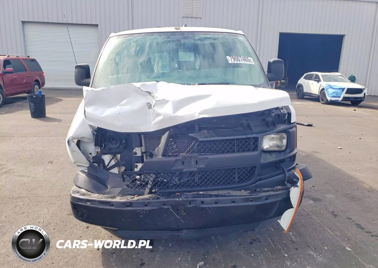 2013 Chev Express Cargo 2500 1 VIN:1GCWGFCB4D1902494 - 5